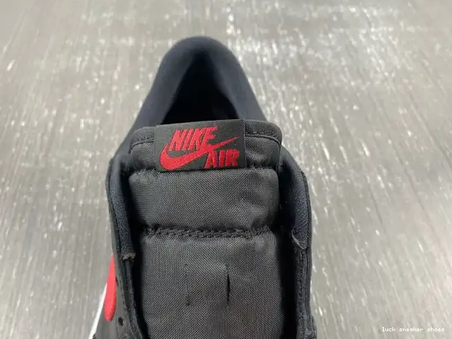 Rep LUCY Low 705329-001 Air Retro 1 Bred Jordan 0522